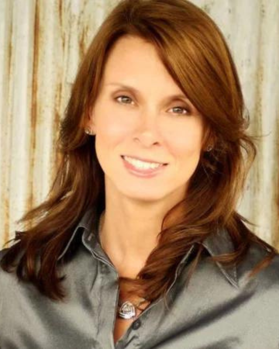 Amanda Bell - At Home Realty